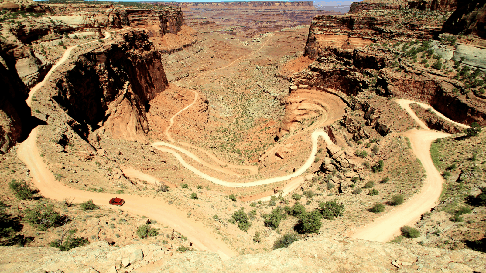 Maze overlook trail in Moab.